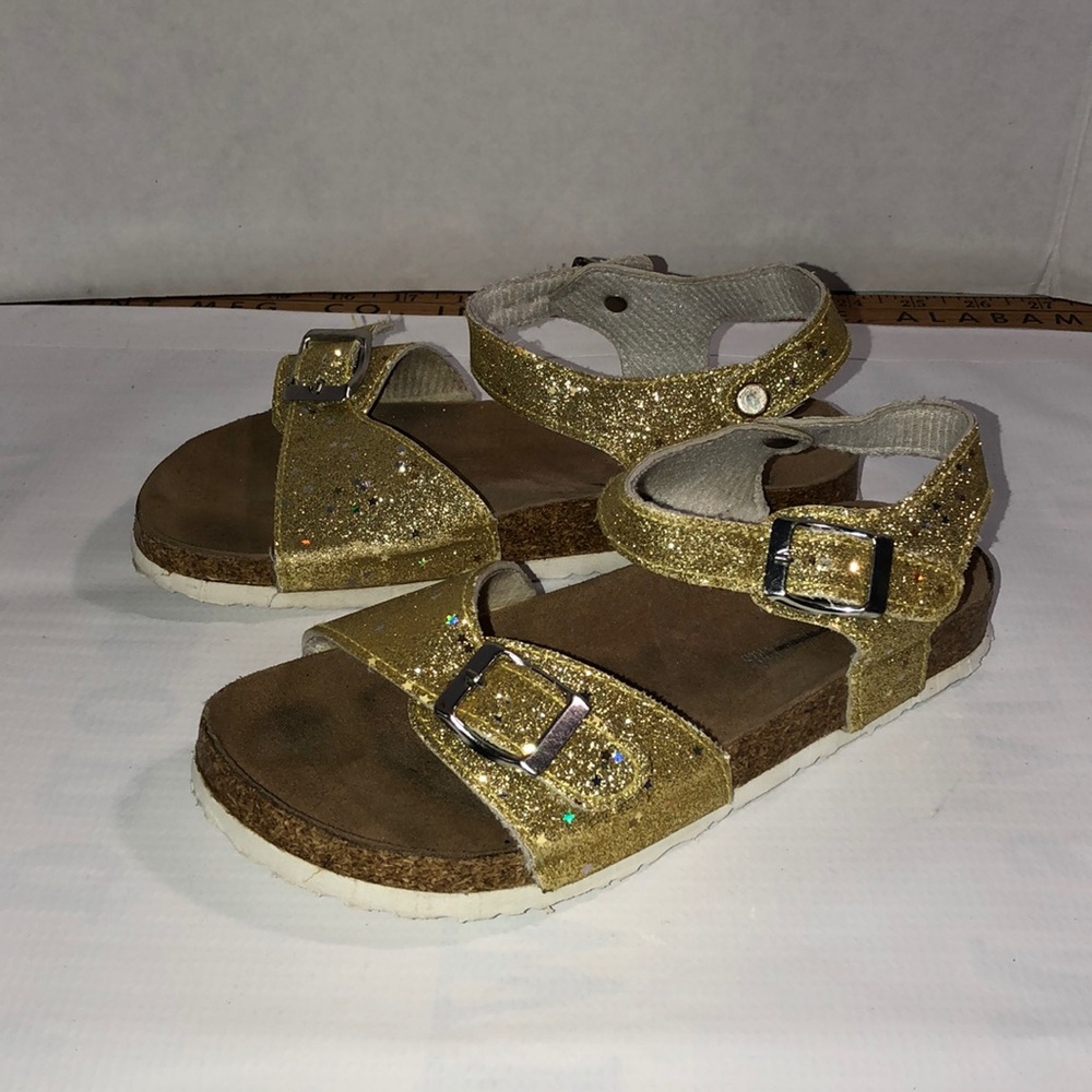 Gold sparkle sandals